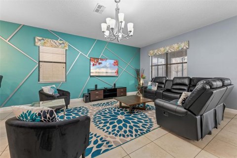 Villa ou maison à vendre à Davenport, Floride: 8 chambres, 363.15 m2 № 1837972 - photo 3