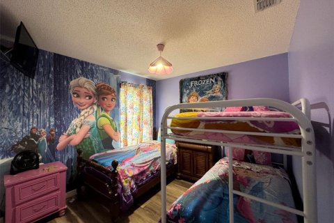 Casa en venta en Kissimmee, Florida, 8 dormitorios, 267.65 m2 № 1578326 - foto 8