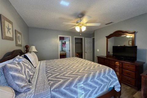 Casa en venta en Kissimmee, Florida, 8 dormitorios, 267.65 m2 № 1578326 - foto 12