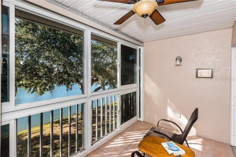 Condo in Lake Suzy, Florida, 2 bedrooms  № 248662 - photo 22