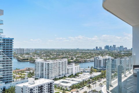 Condominio en venta en Fort Lauderdale, Florida, 3 dormitorios, 244.7 m2 № 2081883 - foto 22