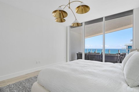 Condominio en venta en Fort Lauderdale, Florida, 3 dormitorios, 244.7 m2 № 2081883 - foto 30