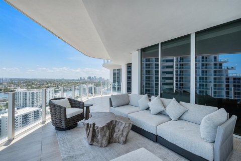 Condominio en venta en Fort Lauderdale, Florida, 3 dormitorios, 244.7 m2 № 2081883 - foto 20