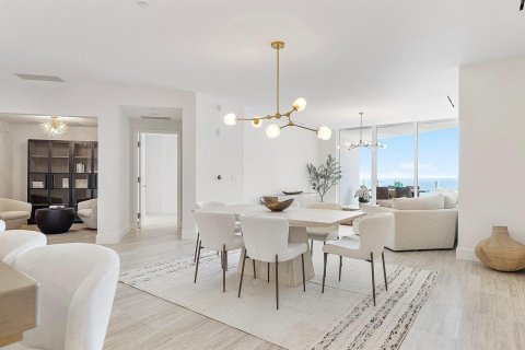 Condominio en venta en Fort Lauderdale, Florida, 3 dormitorios, 244.7 m2 № 2081883 - foto 4