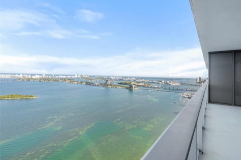 Снять в аренду кондоминиум в Майами, Флорида 4 спальни, 183.76м2, № 2016459 - фото 4