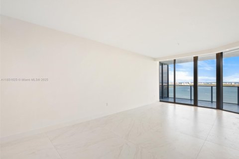 Снять в аренду кондоминиум в Майами, Флорида 4 спальни, 183.76м2, № 2016459 - фото 6