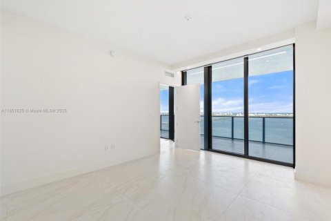 Снять в аренду кондоминиум в Майами, Флорида 4 спальни, 183.76м2, № 2016459 - фото 12