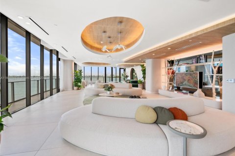 Снять в аренду кондоминиум в Майами, Флорида 4 спальни, 183.76м2, № 2016459 - фото 24