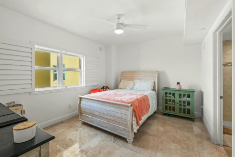 Condo in Riviera Beach, Florida, 3 bedrooms № 2250608 - photo 26