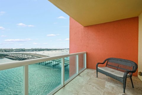 Condo in Riviera Beach, Florida, 3 bedrooms № 2250608 - photo 6