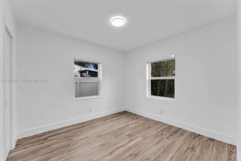 Снять в аренду виллу или дом в Холливуд, Флорида 3 спальни, 246.93м2, № 2005930 - фото 13