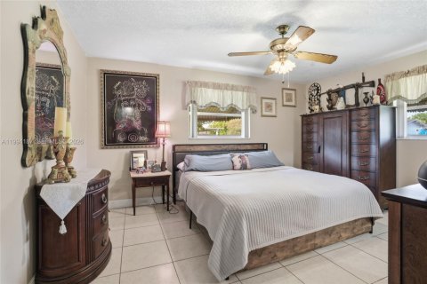 House in Homestead, Florida 3 bedrooms, 162.76 sq.m. № 2059065 - photo 30