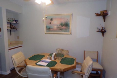 Condo in Port Charlotte, Florida, 1 bedroom № 2213613 - photo 6