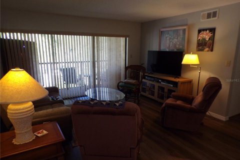 Condo in Port Charlotte, Florida, 1 bedroom № 2213613 - photo 28