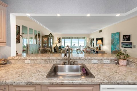 Copropriété à vendre à Clearwater, Floride: 2 chambres, 109.72 m2 № 2387466 - photo 3