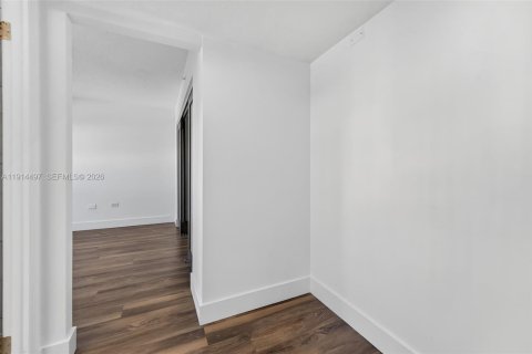 Купить кондоминиум в Майами-Бич, Флорида 2 спальни, 87.33м2, № 1971161 - фото 18