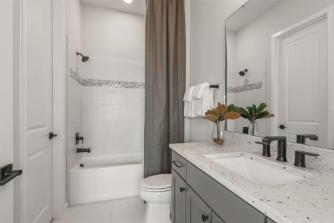House in Riverview, Florida 5 bedrooms, 332.13 sq.m. № 1547343 - photo 10