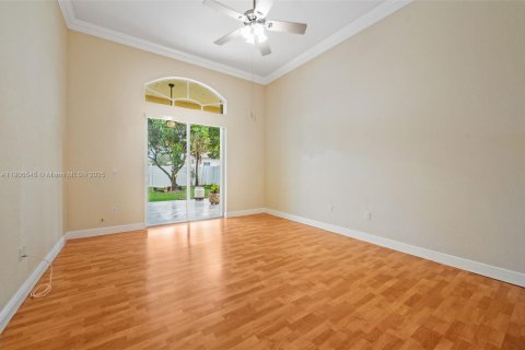 Villa ou maison à louer à Pembroke Pines, Floride: 5 chambres, 262.82 m2 № 1964109 - photo 17