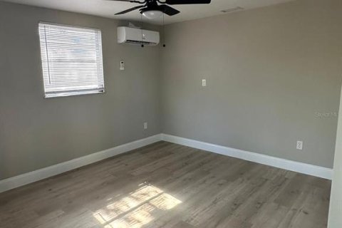 Casa en alquiler en Port Richey, Florida, 3 dormitorios, 118.73 m2 № 1910422 - foto 18