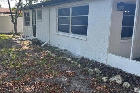 Casa en alquiler en Port Richey, Florida, 3 dormitorios, 118.73 m2 № 1910422 - foto 2