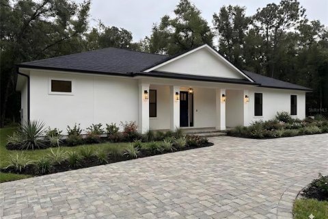 Casa en Orange City, Florida 3 dormitorios, 131.27 m2 № 2355729