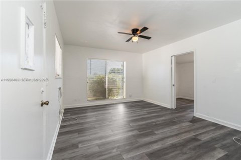 Casa en venta en Boynton Beach, Florida, 3 dormitorios, 92.9 m2 № 1986357 - foto 6