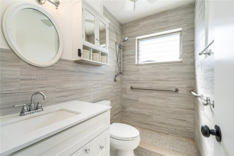 Casa en venta en Boynton Beach, Florida, 3 dormitorios, 92.9 m2 № 1986357 - foto 9