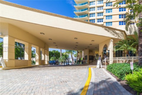 Copropriété à louer à Hollywood, Floride: 54.81 m2 № 1978414 - photo 18