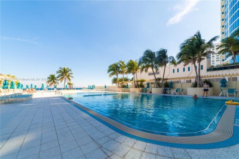 Copropriété à louer à Hollywood, Floride: 54.81 m2 № 1978414 - photo 5