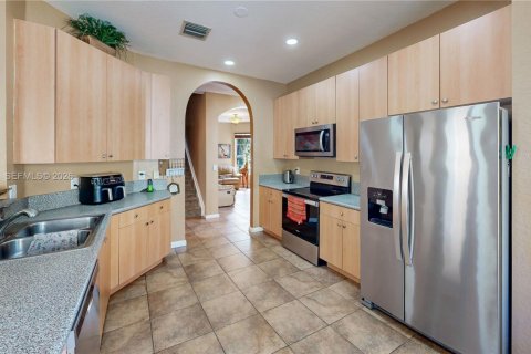 Villa ou maison à vendre à Homestead, Floride: 7 chambres, 253.34 m2 № 2312071 - photo 13