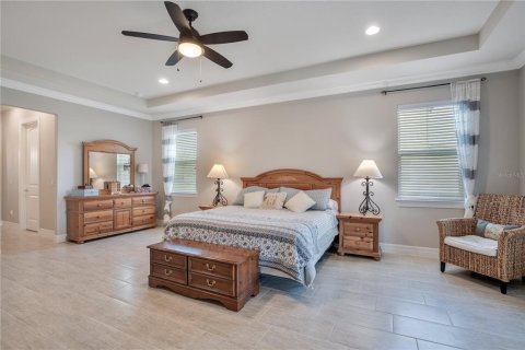 House in Orlando, Florida 4 bedrooms, 316.7 sq.m. № 1824682 - photo 18