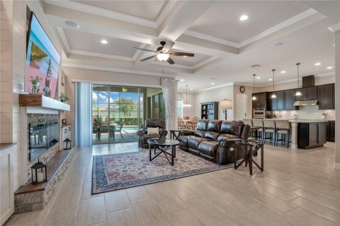 House in Orlando, Florida 4 bedrooms, 316.7 sq.m. № 1824682 - photo 7