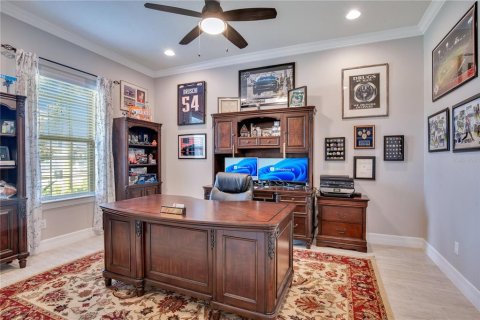 House in Orlando, Florida 4 bedrooms, 316.7 sq.m. № 1824682 - photo 6
