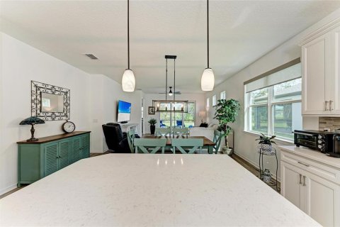 Купить виллу или дом в Парриш, Флорида 6 комнат, 145.21м2, № 1556429 - фото 13