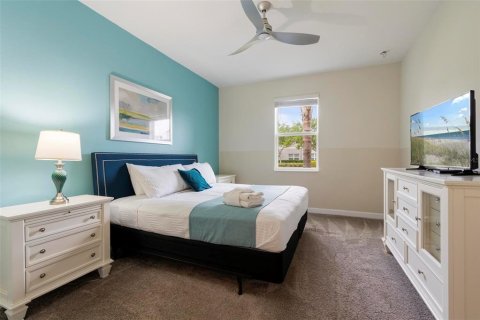 House in Davenport, Florida 6 bedrooms, 310.2 sq.m. № 1592910 - photo 28