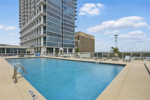 Condo in Orlando, Florida, 1 bedroom  № 1651638 - photo 30