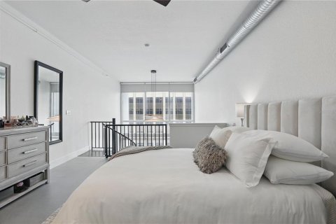 Condo in Orlando, Florida, 1 bedroom  № 1651638 - photo 7