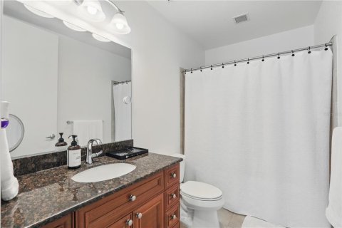 Condo in Orlando, Florida, 1 bedroom  № 1651638 - photo 8