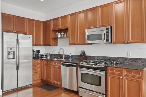 Condo in Orlando, Florida, 1 bedroom  № 1651638 - photo 14