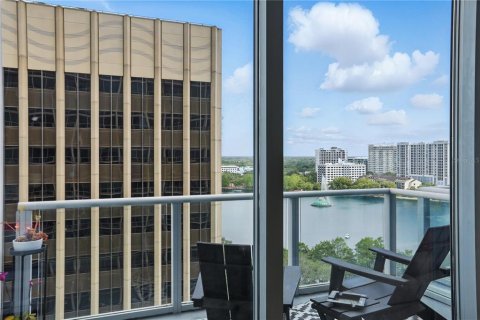 Condo in Orlando, Florida, 1 bedroom  № 1651638 - photo 23