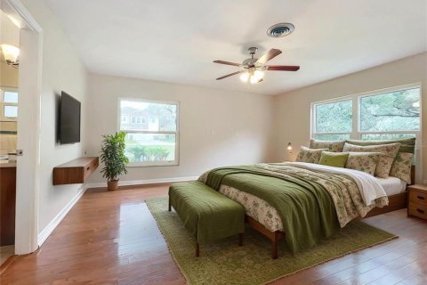 House in Oviedo, Florida 3 bedrooms, 194.35 sq.m. № 1511386 - photo 6