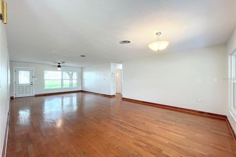 House in Oviedo, Florida 3 bedrooms, 194.35 sq.m. № 1511386 - photo 23