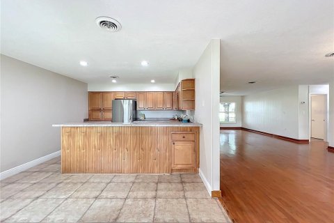 House in Oviedo, Florida 3 bedrooms, 194.35 sq.m. № 1511386 - photo 26