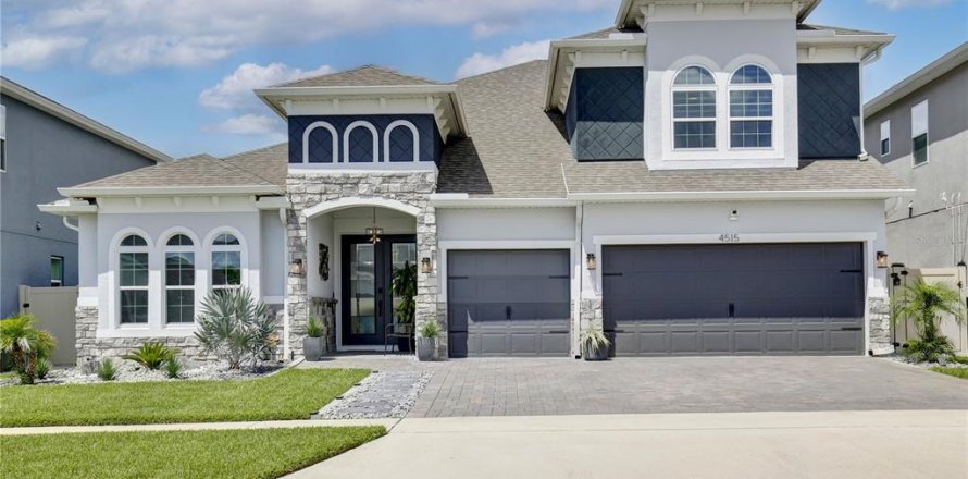 House in Clermont, Florida 6 bedrooms, 384.8 sq.m. № 2341686