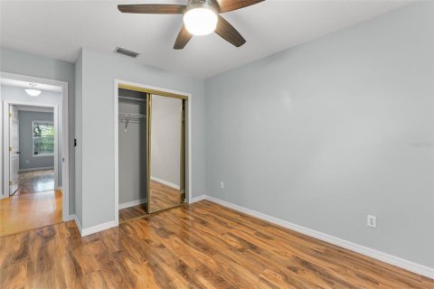 House in Orlando, Florida 3 bedrooms, 129.69 sq.m. № 2151994 - photo 22