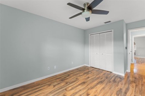 House in Orlando, Florida 3 bedrooms, 129.69 sq.m. № 2151994 - photo 18