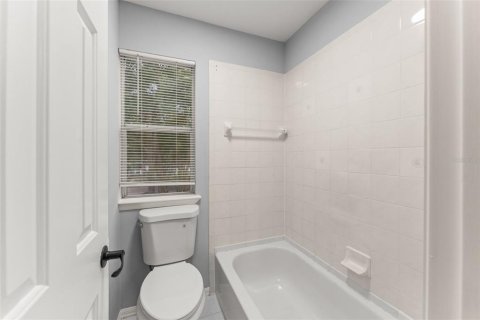 House in Orlando, Florida 3 bedrooms, 129.69 sq.m. № 2151994 - photo 27