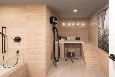 Appartement à louer à Miami Beach, Floride: 2 chambres, 96.15 m2 № 2346687 - photo 16