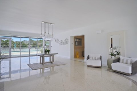 Copropriété à louer à Bay Harbor Islands, Floride: 1 chambre, 96.62 m2 № 1957999 - photo 14