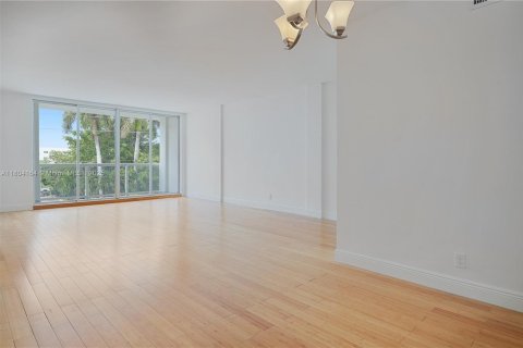 Copropriété à louer à Bay Harbor Islands, Floride: 1 chambre, 96.62 m2 № 1957999 - photo 19